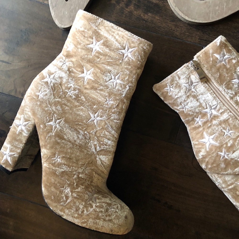 Wild Diva Velvet star boots